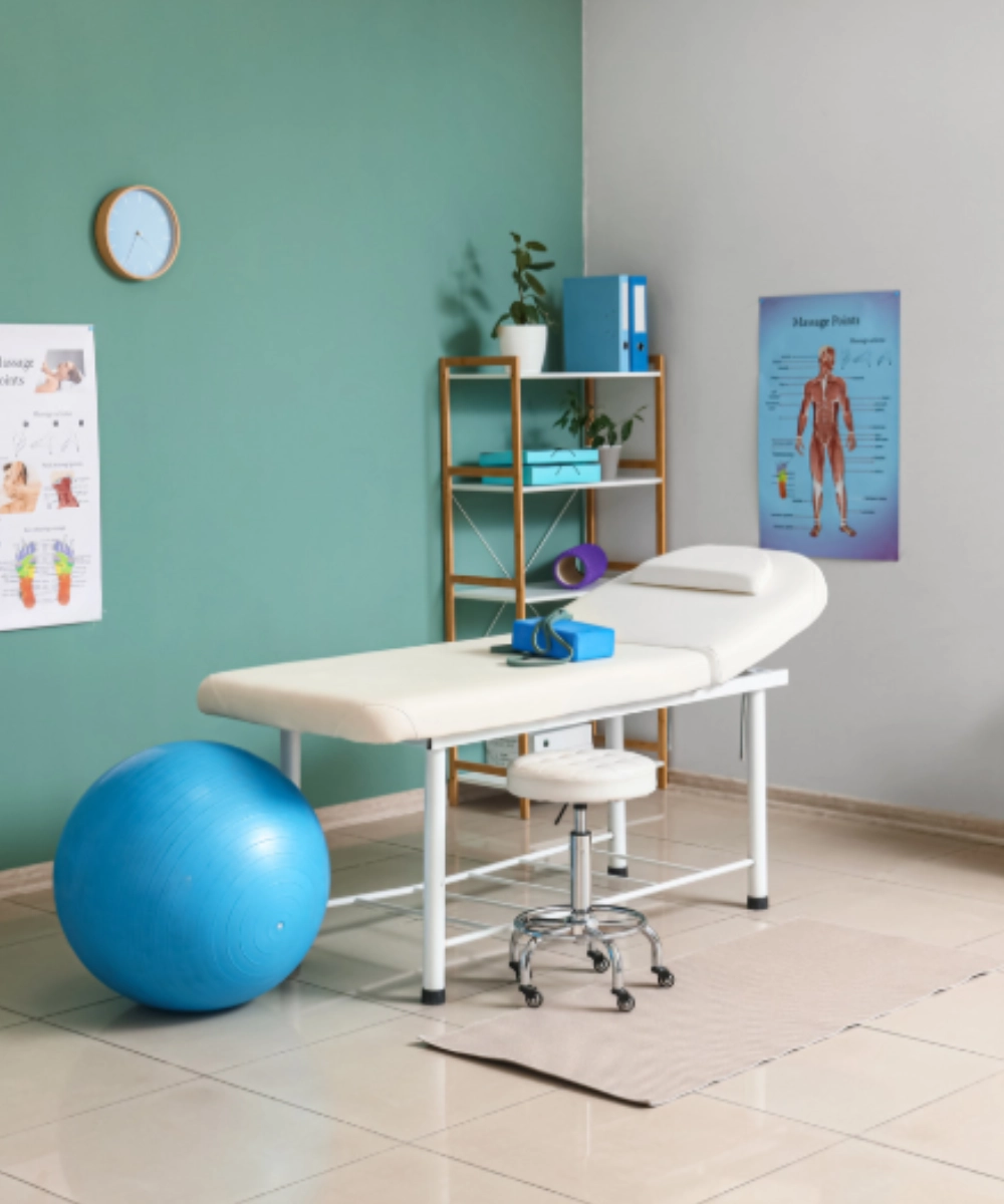 Jenna Adams, Physiotherapist
